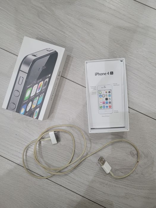 Smartfon iPhone 4S stan idealny