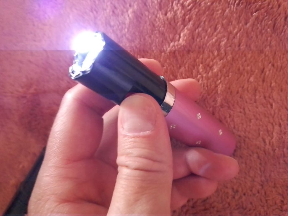 Фонарик в форме помады BL 1202