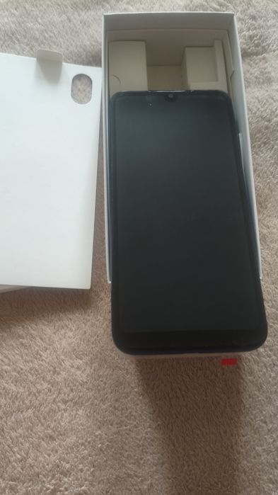 Смартфон Xiaomi Redmi 7