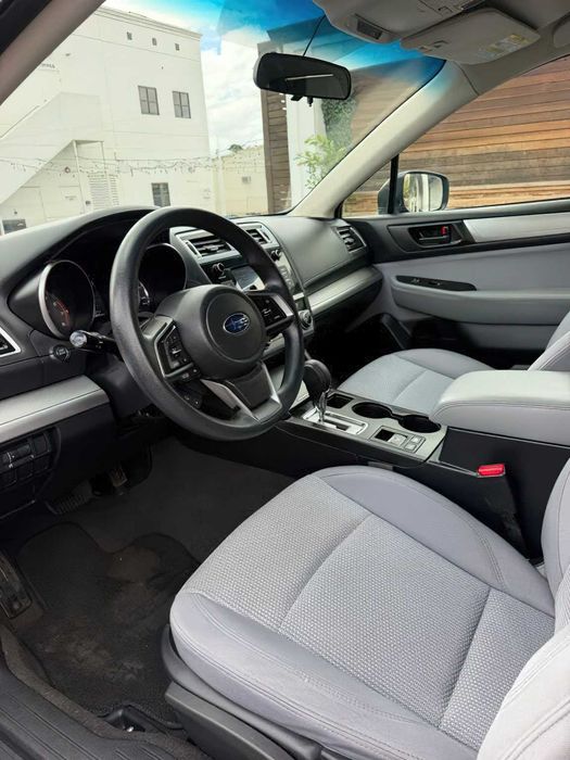 Subaru Outback 2.5      2018
