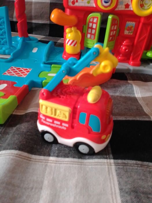 V-tech Пожежна станцiя, пожарная станция, пожарная машина,  от 2 до