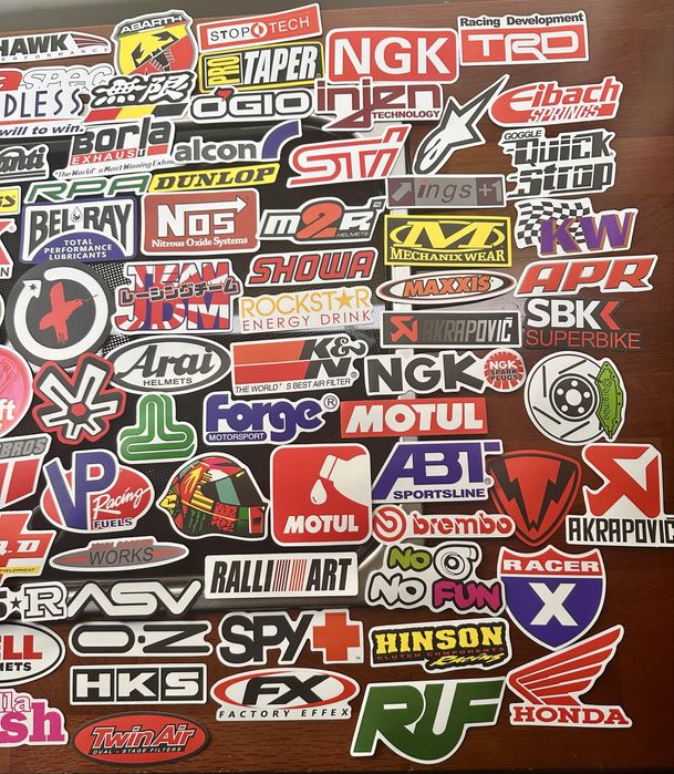 Pack 100 Autocolantes Tuning & Racing