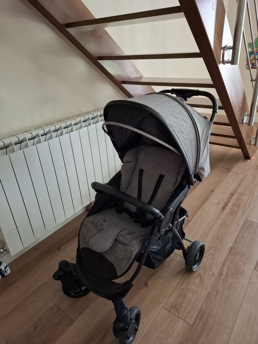 Carrinho zippy safe + ovo