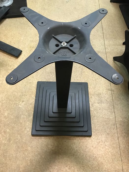 Podstawa stołu noga żeliwna stabilna odporna