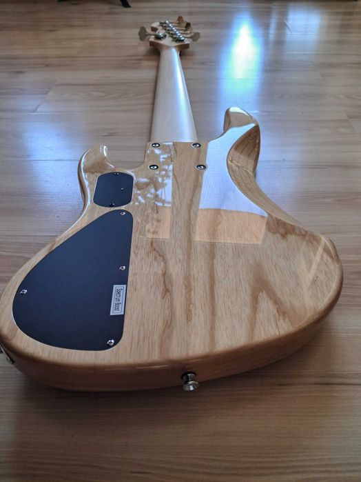 Atelier Z Beta 6 Gitara basowa