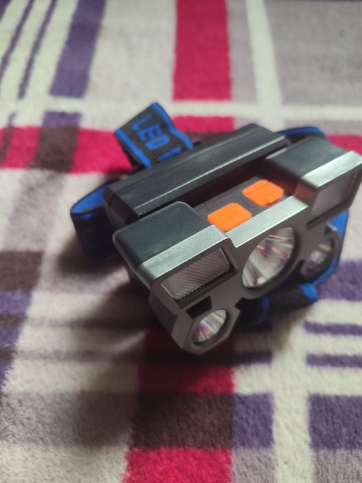 Ліхтарик налобний