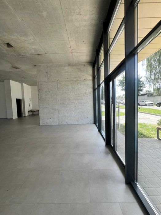 Оренда комерційного приміщення з ремонтом, вулиця Стрийська