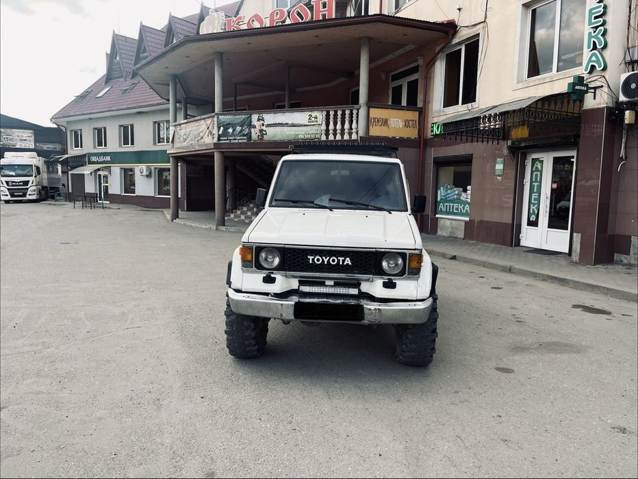 Тойота ландкрузер 70