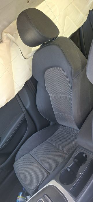 AUDI A4 B8 Avant 2.0 TDI Diesel 143 cv
Ref: CMEA