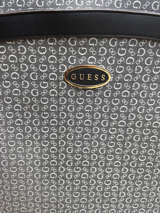 Walizka guess maxi