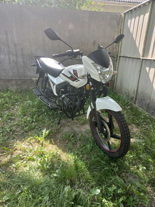 Мотоцикл Lifan BTR-200 LF-175-CC