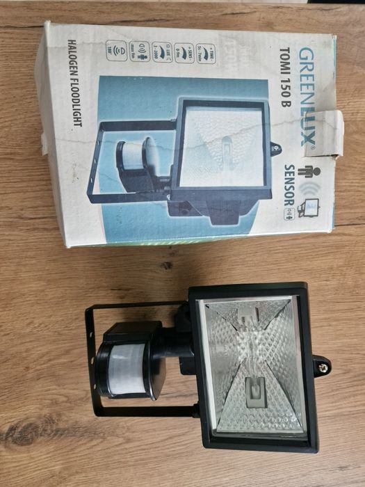 Halogen Greenlux Tomi 150B