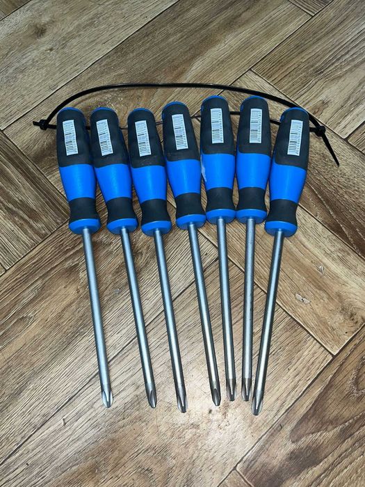 Śrubokręty krzyżakowe GEDORE PH0/PH1/PH2/PH3 Super stan!