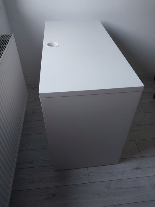 Biurko     IKEA  białe