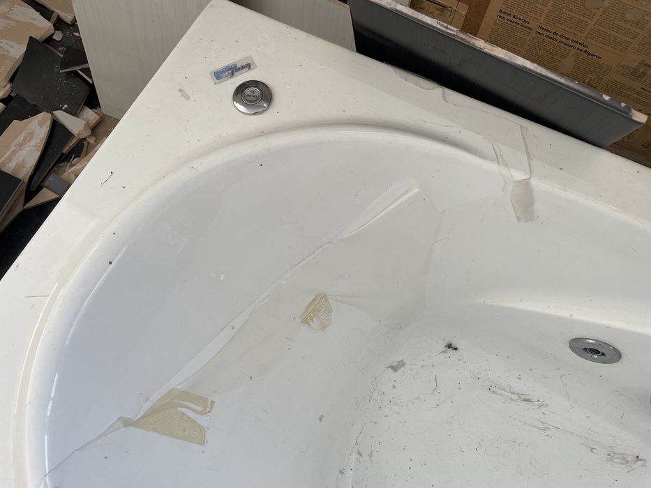 Banheira de Hidromassagem nova