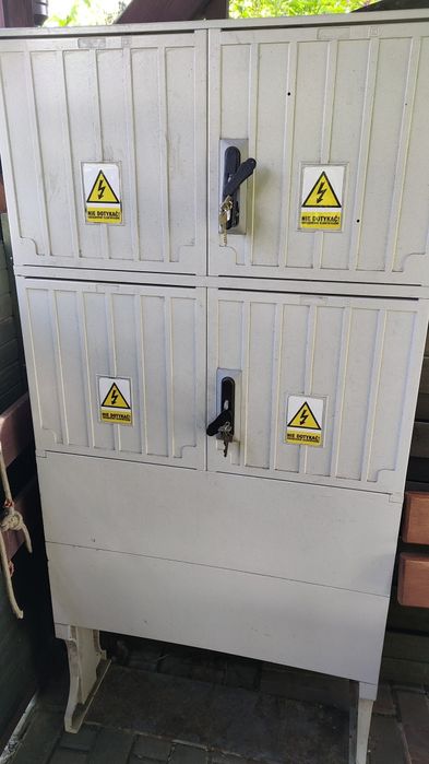 Skrzynka prądowa na 4 liczniki