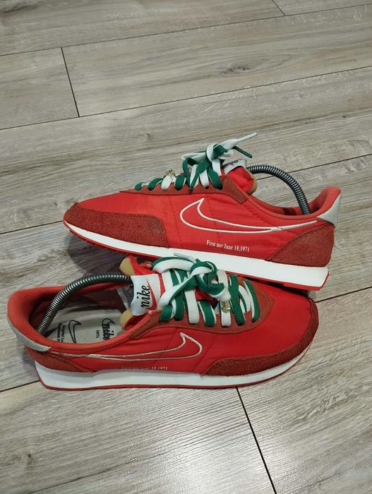 Nike Waffle Trainer 2 First Use Orange size 43