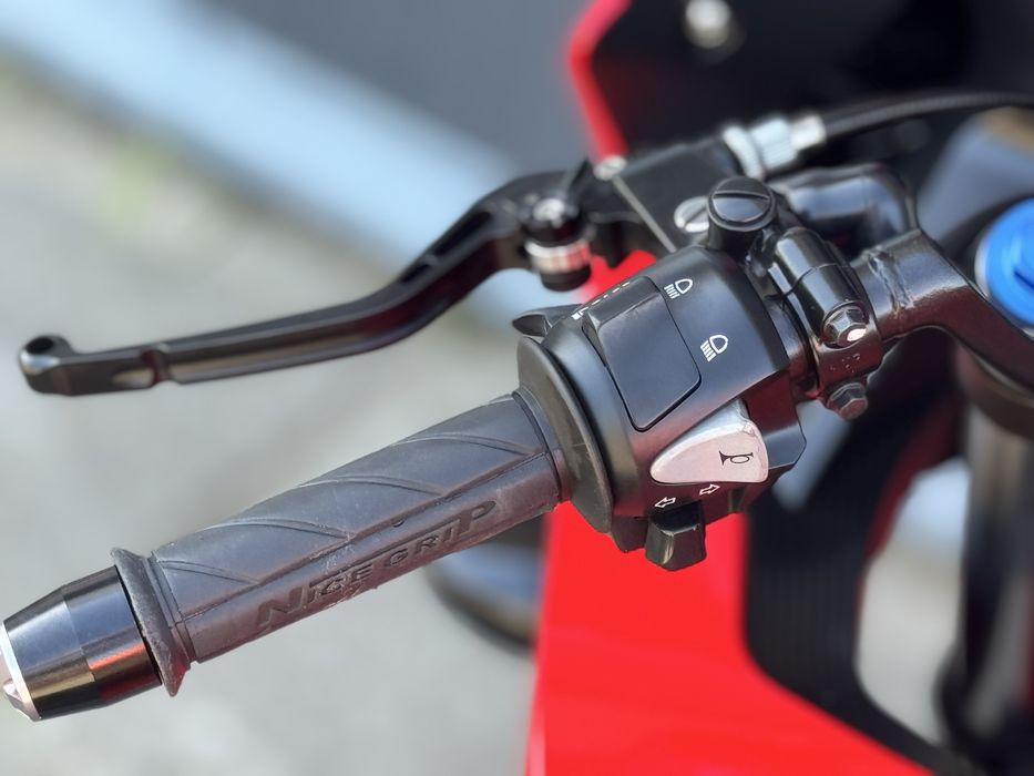 Honda CBR400R тільки з Японії Motozet