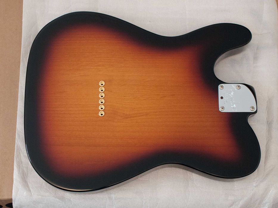 Fender Deluxe Telecaster Body + Gotoh/Fender Hardware