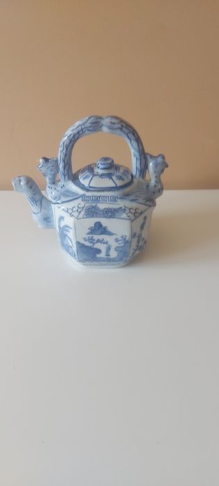 Bules decorativos chineses em Porcelana