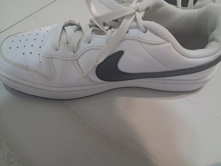 Adidasy,sneakersy Nike  Biały 40