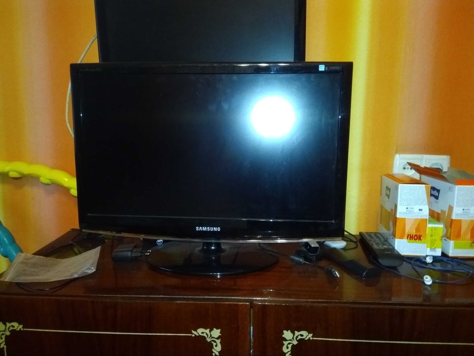Продам монитор Samsung 23 дюйма