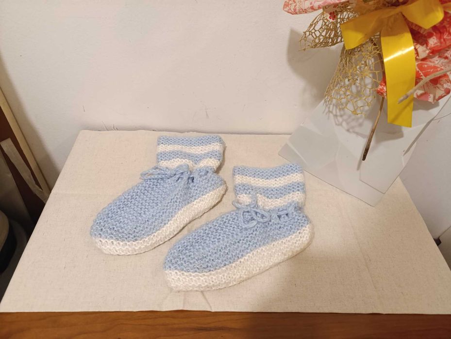 2 Pares Meias dormir Lã/ malha, feitas à mão c/ 4 agulhas Rosa e Azul