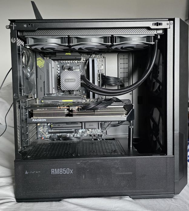 Komputer PC pod gaming
