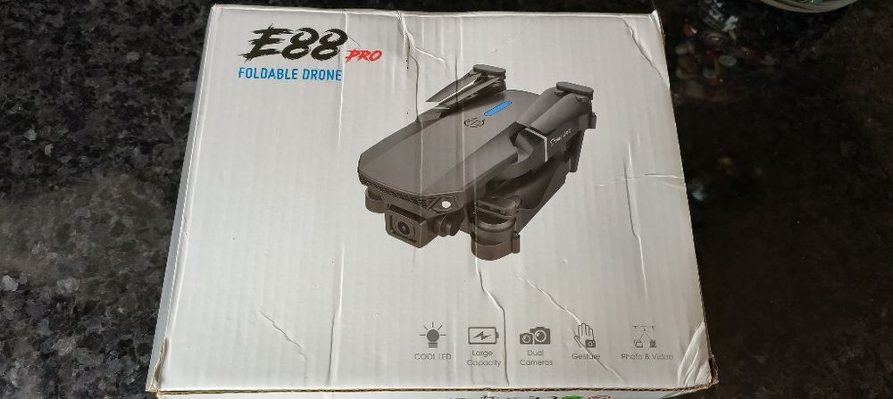 Drone E88 Pro novo474289964215193602