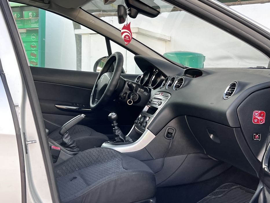 Peugeot 308 sw 1.6hdi  teto panoramico foto 5