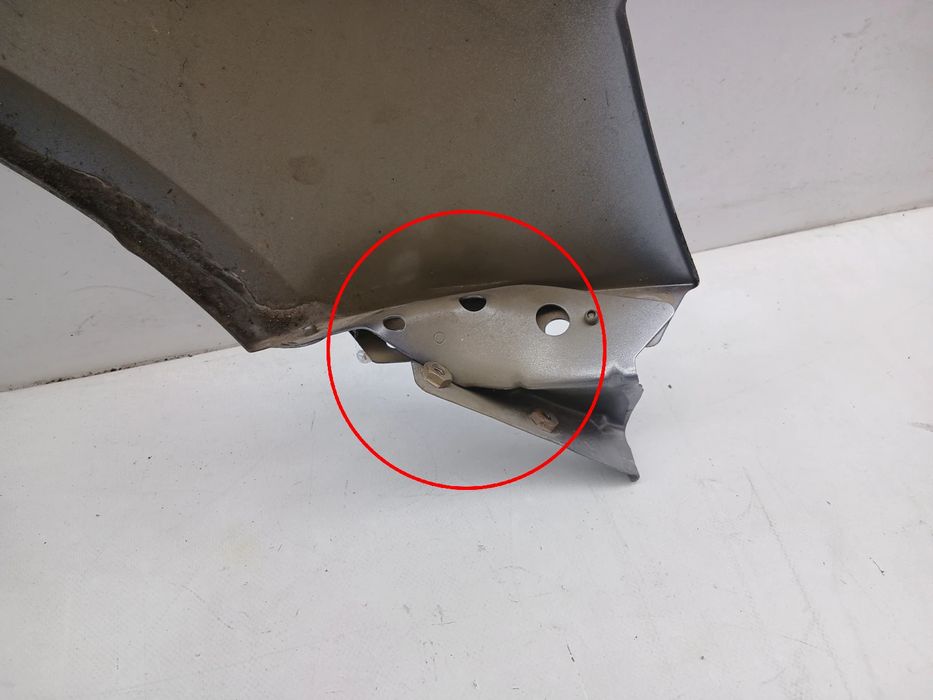 Guarda-lamas esquerdo PEUGEOT 308 II