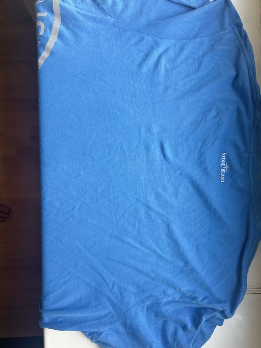 Футболкп stone island