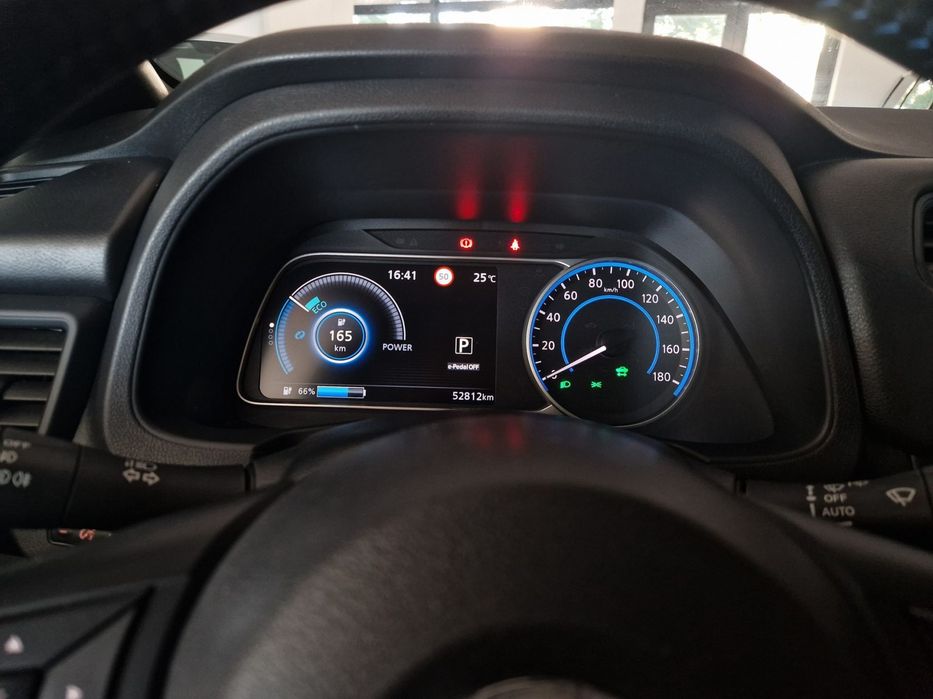 Nissan Leaf Acenta