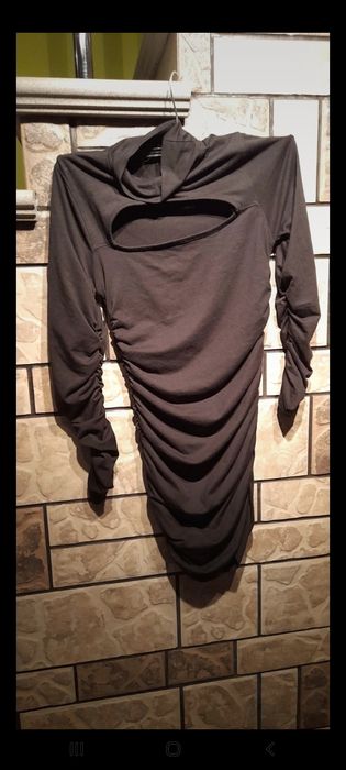 Sukienka z marszczeniem rozmiar S