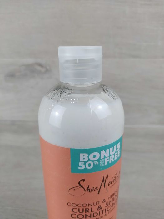 Shea Moisture Curl & Shine Odżywka do włosów kręconych 577 ml