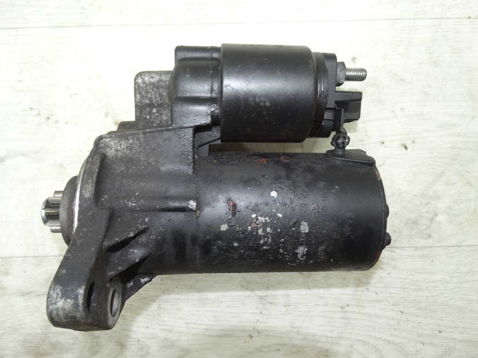 Стартер VW Golf 4 Skoda Octavia Tour 11.6  020911023F