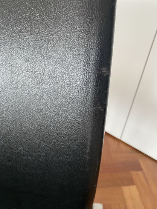 6 cadeiras Interforma em metal e pele preto