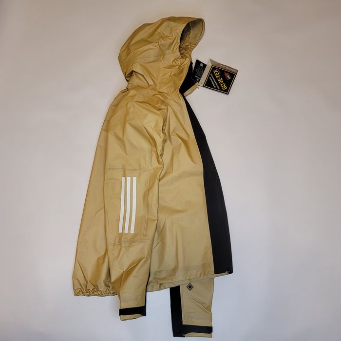 Куртка/ветровка/дождевик Adidas Terex Techrock Light GORE-TEX