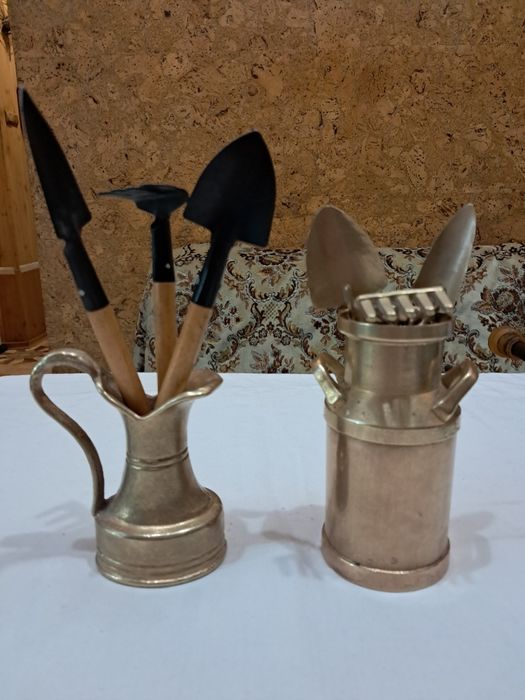 Бидон бронза,для комнатных цветов.