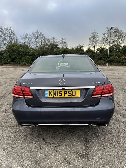 Mercedes E220d ANGLIK