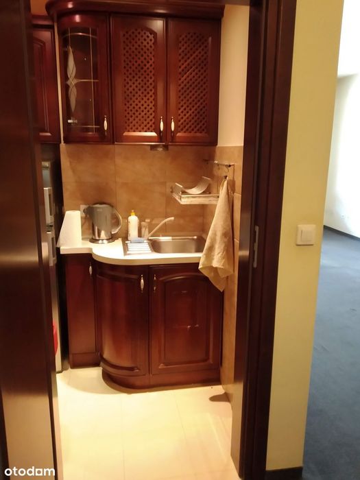 Bez prowizji | Biuro, gabinet, lokal na parterze z ogródkiem | 74 m2 |