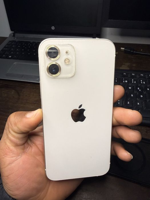 Iphone 12  64GB.