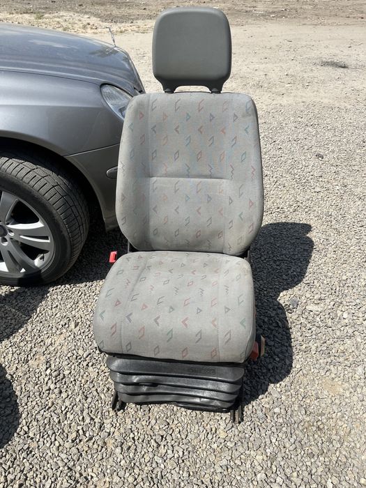 Сидіння пілот спрінтер 903 LT