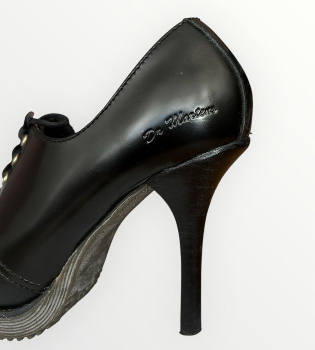 Чорні шкіряні туфлі на каблуках Dr Martens Zita Ofira, розмір 38