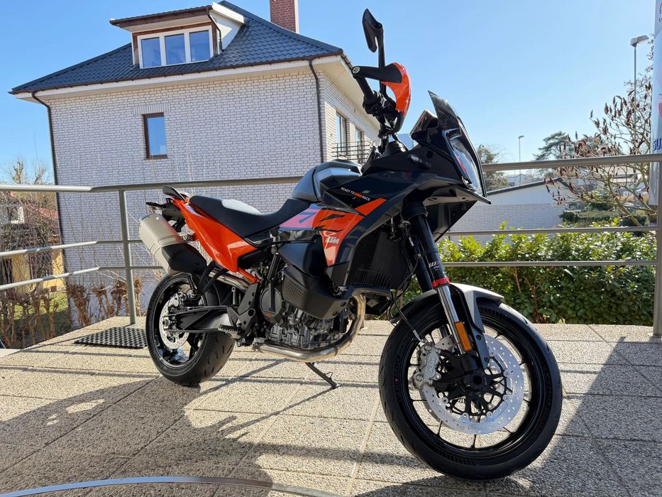 KTM