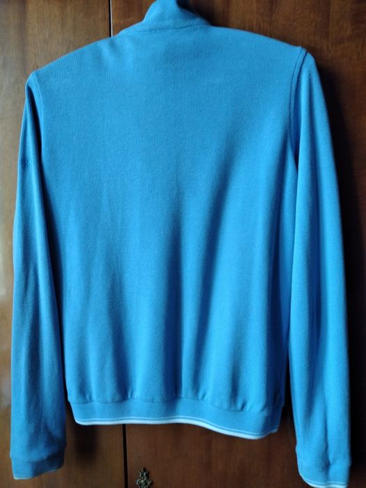 Bluza Esprit, bez kaptura.