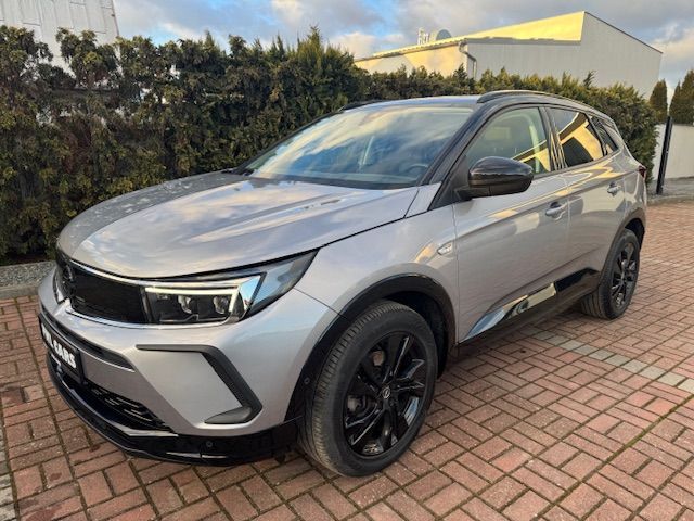 Opel Grandland 1.2 benzyna 130km GS line kamera automat