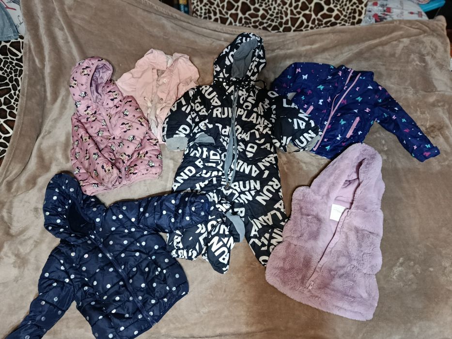 Продам детскую верхнюю одежду