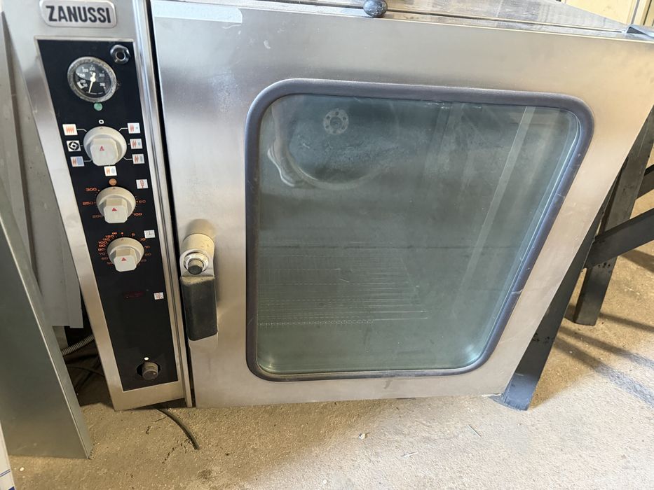 FORNO convector industrial  zanussi