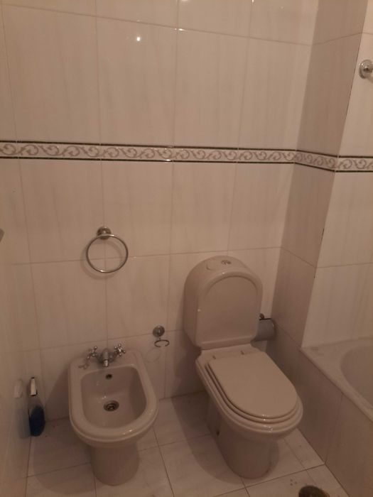 Móvel WC C/ Tampo granito + Sanita e Bidê (Como Novo) À melhor Oferta